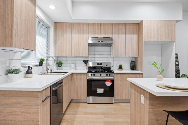 Leffingwell Apartments - 1 BED/1BATH - Leffingwell Apartments - 1 BED/1BATH Unit 107