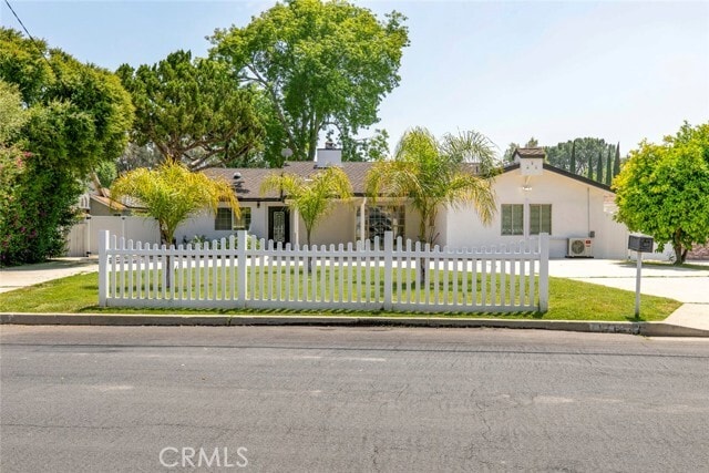 Photo - 17648 Raymer St House
