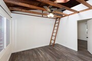 Photo - 1 bed, 1 bath - South Mission Hills neighborhood