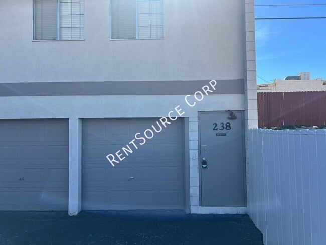 Building Photo - 238 E Williams St