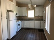 Eat-in Kitchen - 5810 Dovetail Dr Unit A