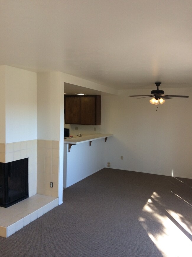 Photo - COLLEGE GROVE #98 Unit COLLS GEGROVE2