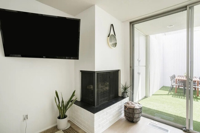 Photo - 1773 Torrance St Unit ID1335162P