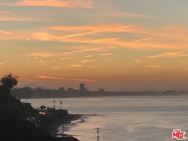 Photo - 18101 W Coastline Dr