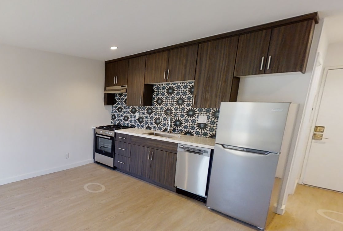 3D Tour - 1937-1939 Argyle Apartments