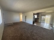 Photo - 701 E Oakland