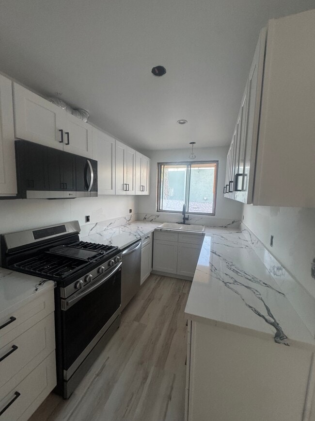 Photo - 522-528 Alexandria Ave Unit 14B