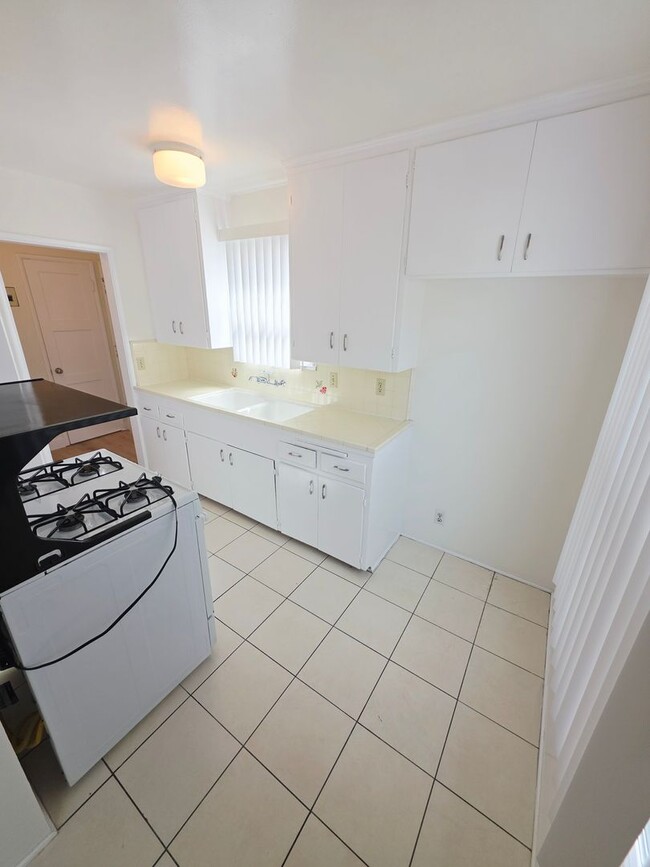 Photo - 1123 Linden Ave Unit C