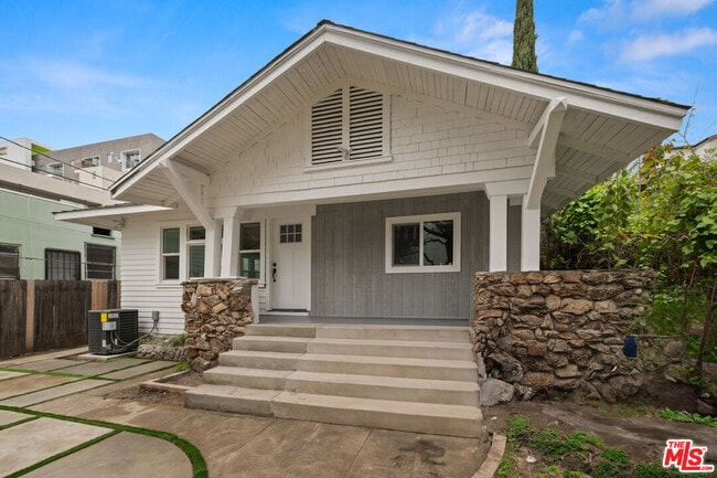 Photo - 5729 Carlton Way House