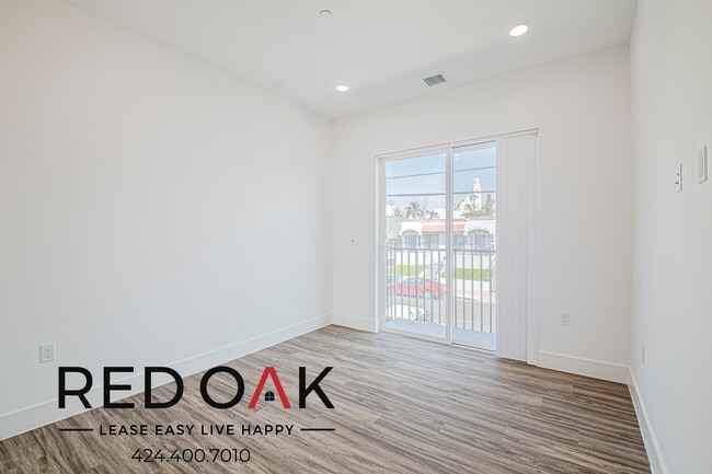 Photo - 4000 Mont Clair St Unit 205