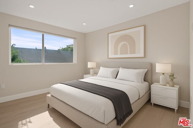 Photo - 38 Paloma Ave