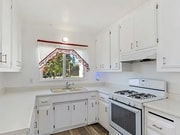 Photo - 10561 Mountain View Ave House