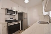 Photo - 6152 Woodman Ave Apartment Unit E