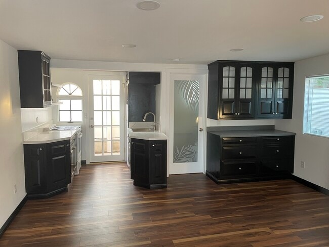 studio - 407 Naranja Dr Unit cottage