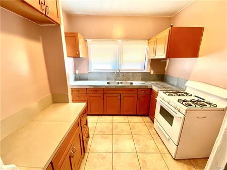 Photo - 6743 Tujunga Ave Unit Front