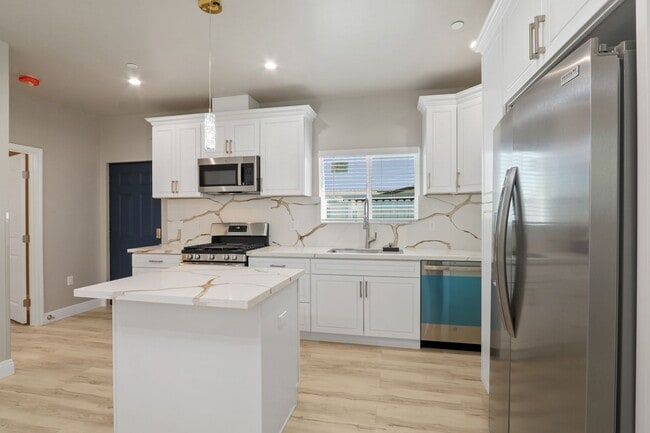 Photo - 10216 Ramona Ave Unit B