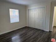 Photo - 1241 E 80th St