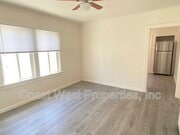 Photo - 4469 Maryland St