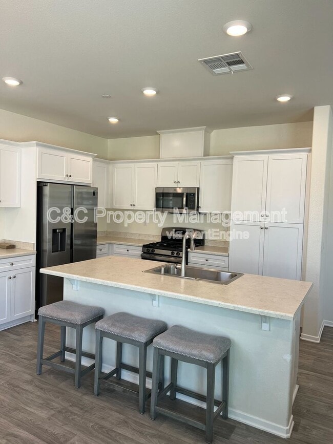 Photo - 17169 Gray Pine Pl