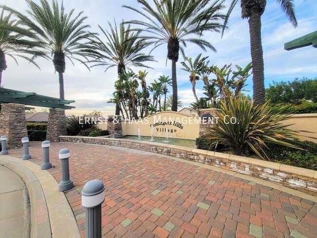 Photo - 17528 Yellowwood Way