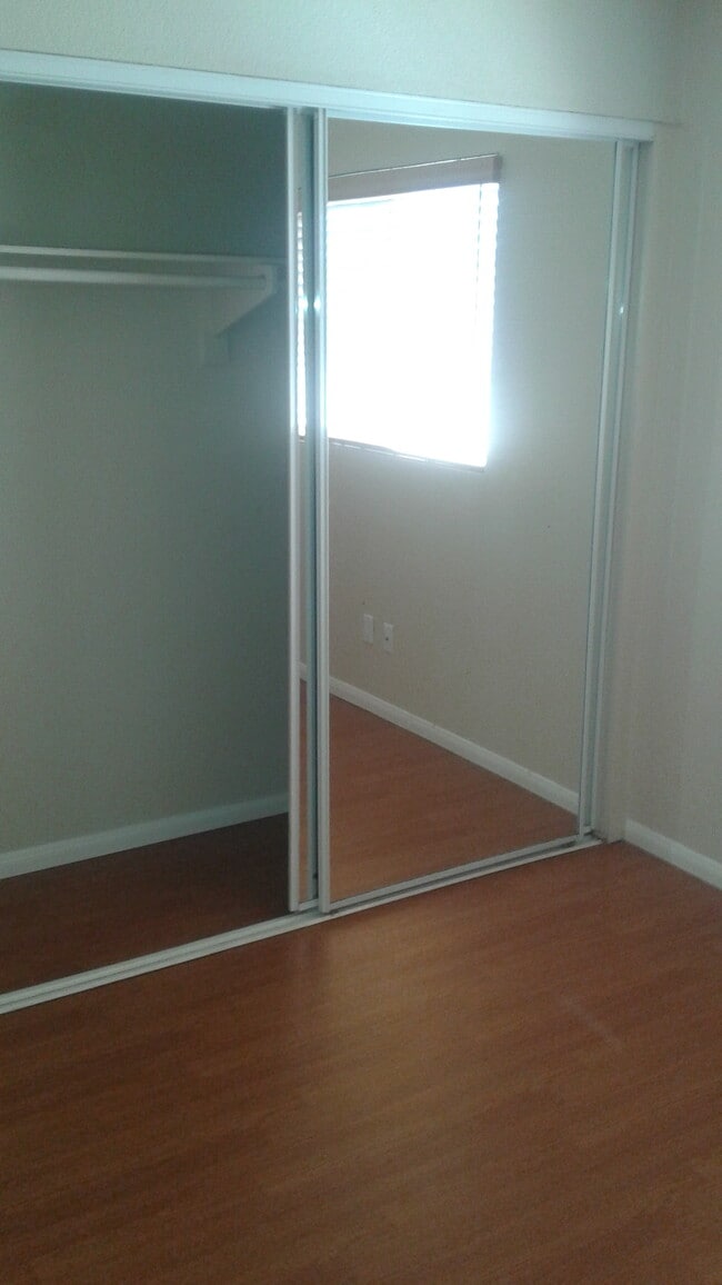 Photo - 311 Cottonwood Rd Unit 4