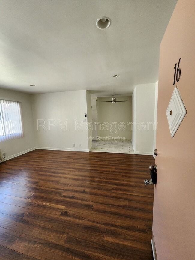 Building Photo - 18546 Clark St Unit 16