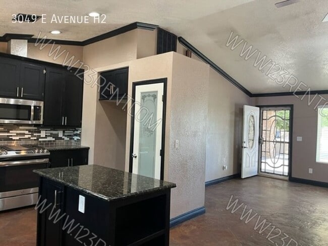 Photo - 3049 E Ave H10