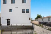 Photo - 532 W Vernon Ave Townhome