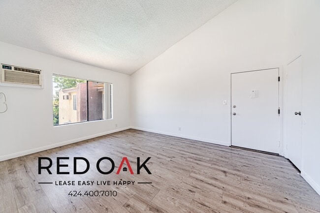 Photo - 8614 Woodley Ave Unit 315