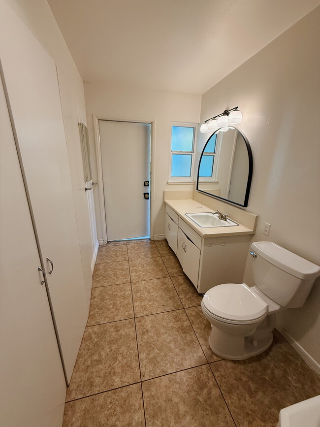 Photo - 1350 Kevin Ave