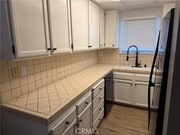 Photo - 325 N Vermont Ave