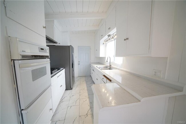 Photo - 2461 Palm Dr