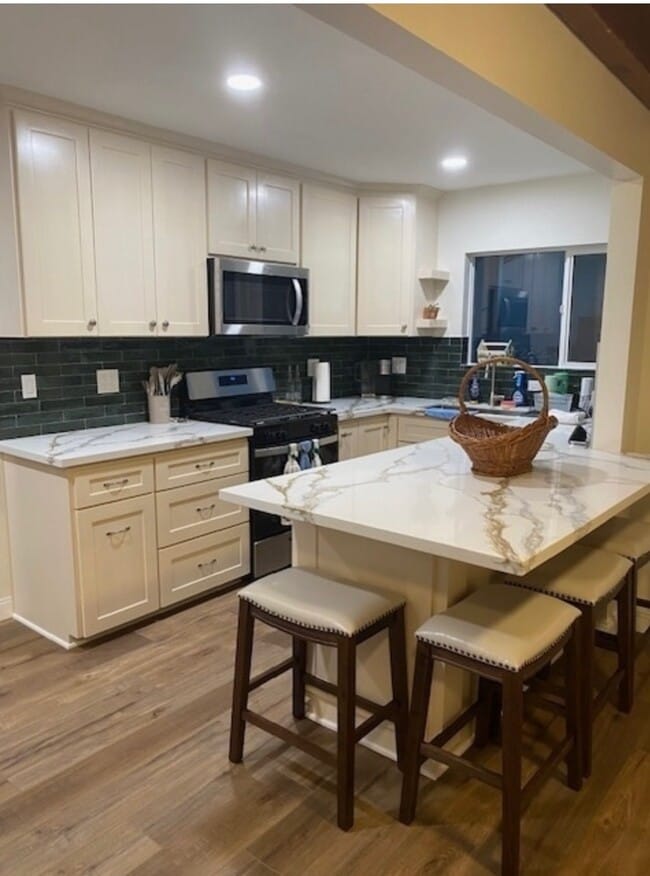 Photo - 6443 Cleo St
