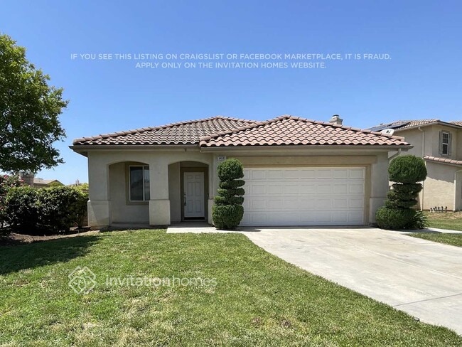 Photo - 34693 Yarrow Ct House