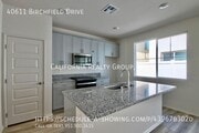 Photo - 40611 Birchfield Dr House