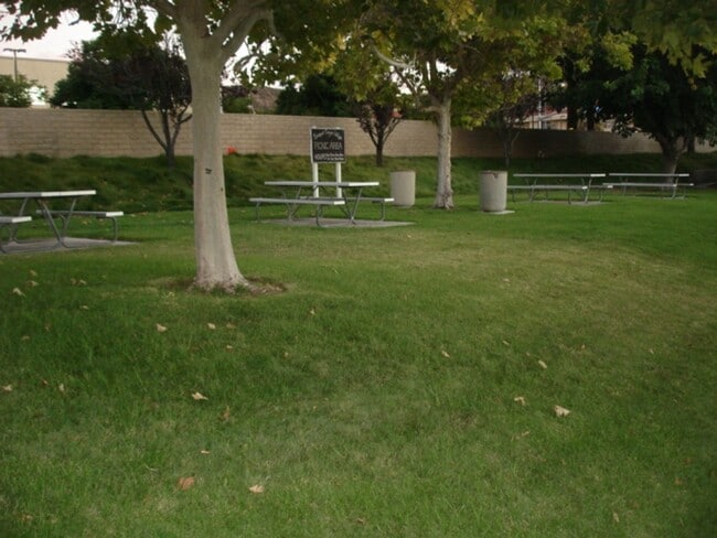 Photo - Charming 2-Bedroom Condo in Bouquet Canyon Village, Saugus!