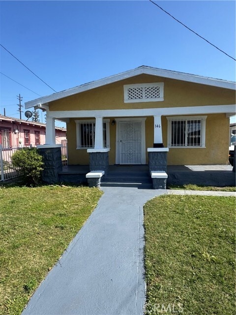 Photo - 146 W 58th St House