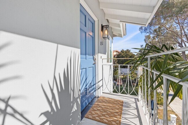 Photo - 852 Olive Ave