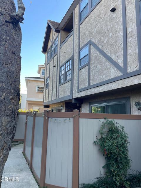 Photo - 852 N Monterey St