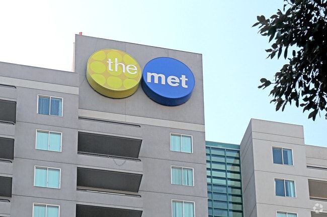 Photo - The Met
