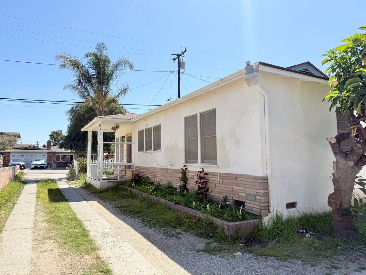 Photo - 234 S 12th St Apartment Unit 234