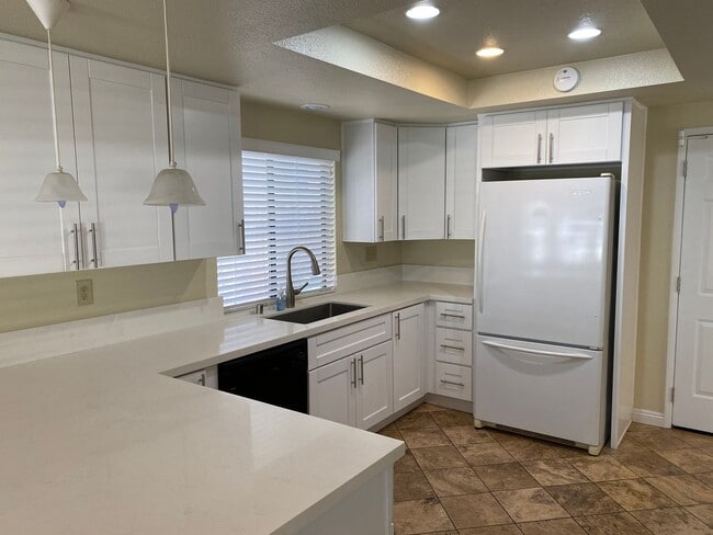 Photo - 3 Bed 2.5 House w/ 2 Car Garage in Prime Eastlake Location