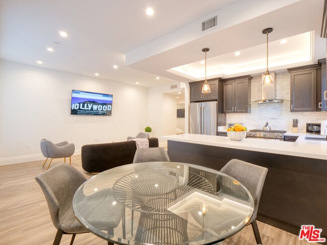 Photo - 8700 Chalmers Dr Unit 101