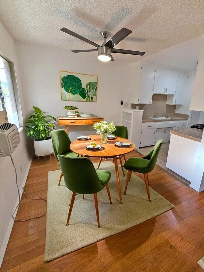 Photo - 1852 N Wilton Pl Unit 3