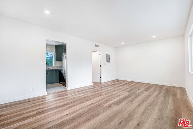 Photo - 16185 Sunset Blvd Unit 10