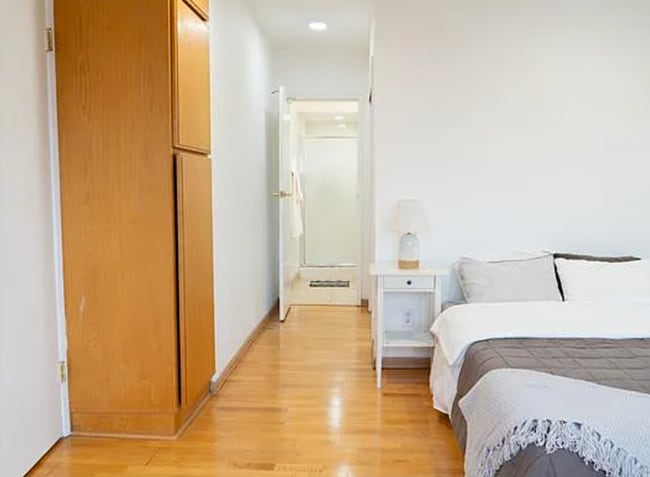 Photo - North Hollywood, 2br -2ba HOME