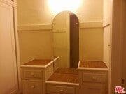 Photo - 630 S Kenmore Ave