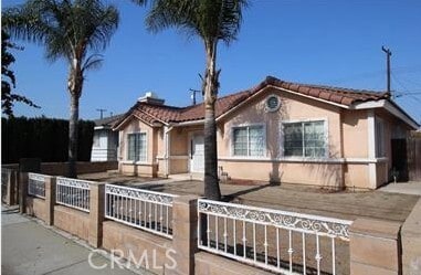 Photo - 15504 Studebaker Rd House