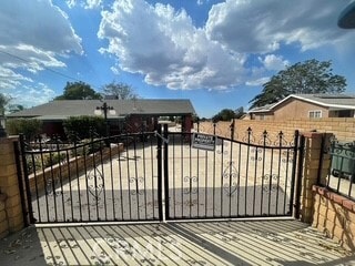 Building Photo - 1010 Douglas St