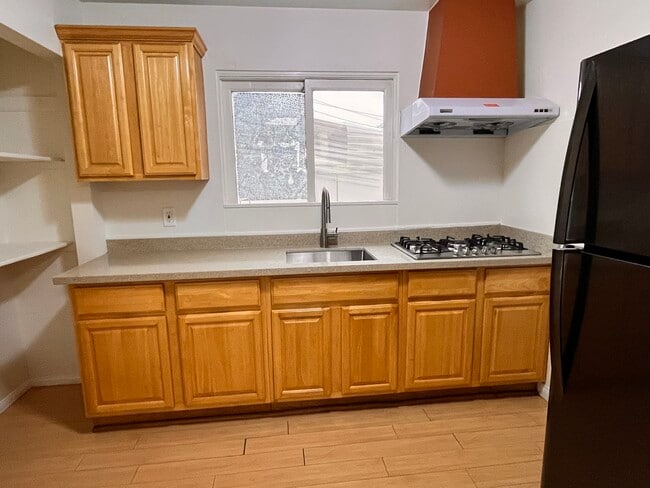 Photo - 1410 S Olive Ave Townhome